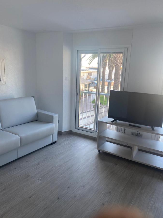 Loft Amb Vistes Al Mar By Apartaments La Catifa Palamós Eksteriør bilde